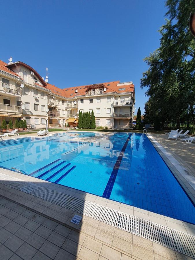 Apartament Relax Wellness Manzard Hajdúszoboszló Zewnętrze zdjęcie